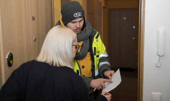 Elektros kainos gyventojams mažėja penktus metus iš eilės