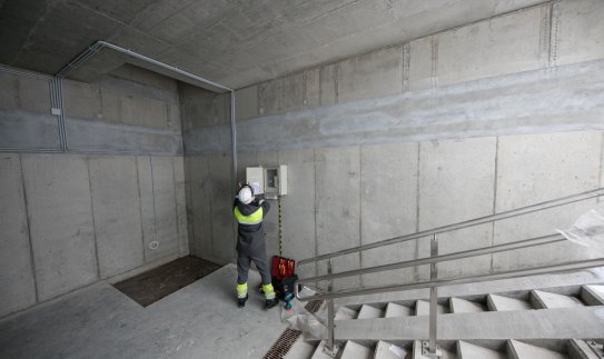 ESO įmonėms siūlo paslaugą, užtikrinsiančią ypatingai aukštą įtampos kokybę