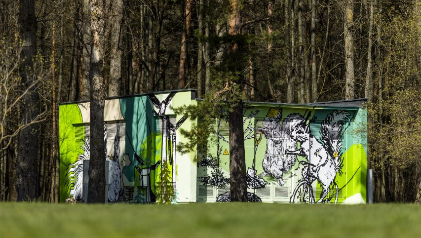 Vingio parke stovinčią transformatorinę ESO papuošė prasmingu piešiniu