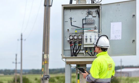 AB „Ignitis grupė“ investicijas į Tinklų segmentą didina 1,4 karto iki 3,5 mlrd. Eur 2024-2033 m....