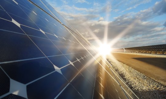 Atsinaujinančios energetikos naujienos: kovą fiksuoti nauji mėnesio rekordai