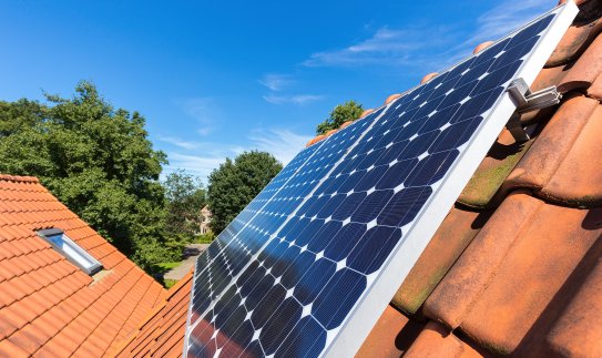 Nemokama paslauga gaminantiems vartotojams – individualus saulės elektrinės efektyvumo vertinimas