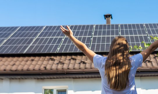 ESO prie tinklo prijungė 200 tūkst. gaminančių vartotojų: jų elektrinės sugeneravo ketvirtadalį...